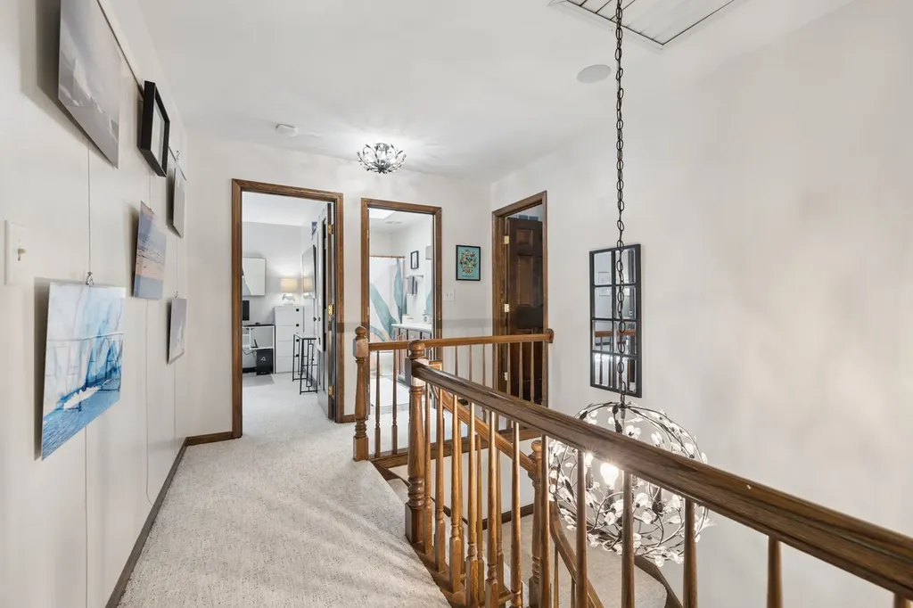 105 Fresno Court Naperville IL 60540