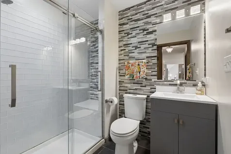 105 Fresno Court Naperville IL 60540