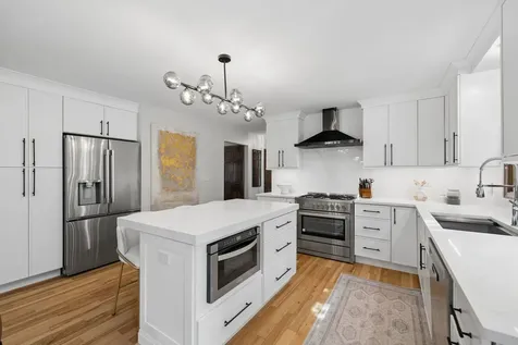105 Fresno Court Naperville IL 60540