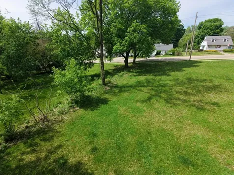 408 Barrington Avenue East Dundee IL 60118