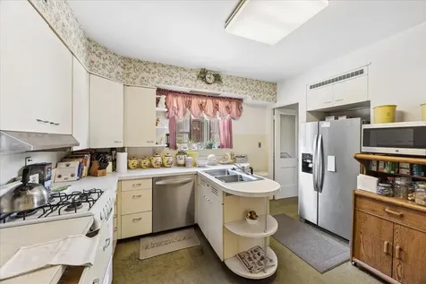 935 Monroe Avenue River Forest IL 60305