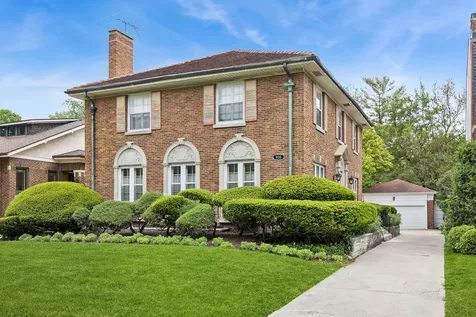 935 Monroe Avenue River Forest IL 60305