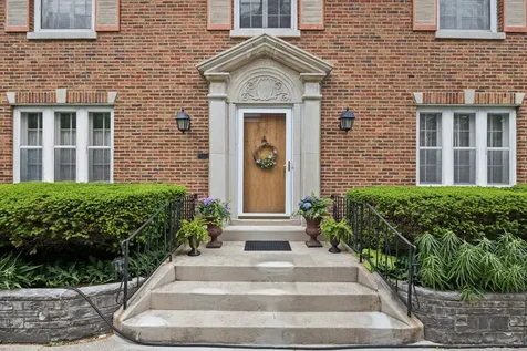 935 Monroe Avenue River Forest IL 60305