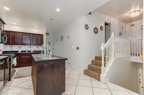 4211 West 135th Street Crestwood IL 60418