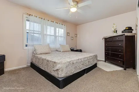 4211 West 135th Street Crestwood IL 60418