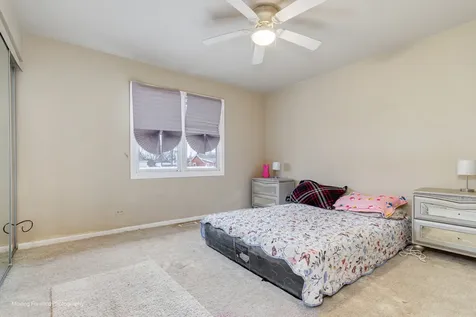 4211 West 135th Street Crestwood IL 60418
