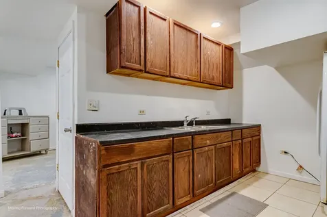 4211 West 135th Street Crestwood IL 60418