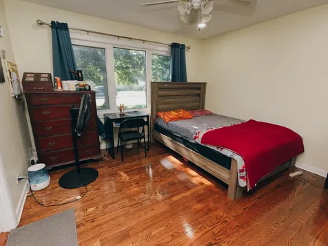 9425 Margail Avenue Des Plaines IL 60016