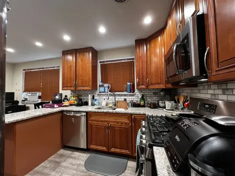 8052 North Oriole Avenue Niles IL 60714