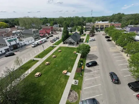 410 Barrington Avenue East Dundee IL 60118