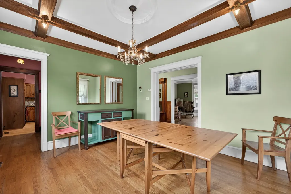 503 South Summit Avenue Villa Park IL 60181