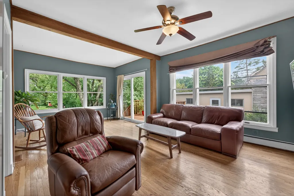503 South Summit Avenue Villa Park IL 60181