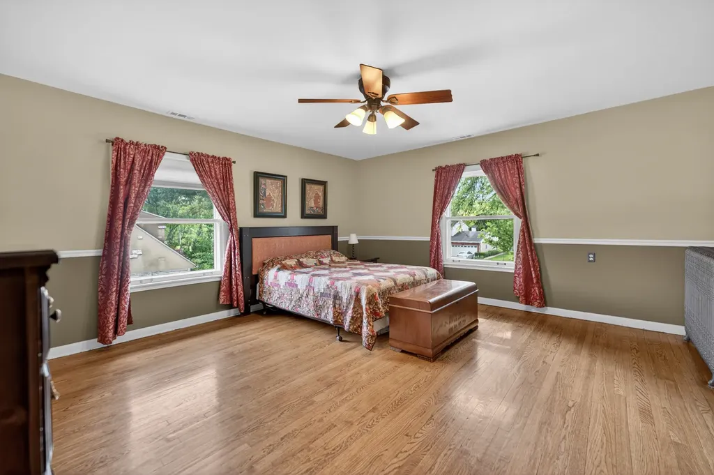 503 South Summit Avenue Villa Park IL 60181