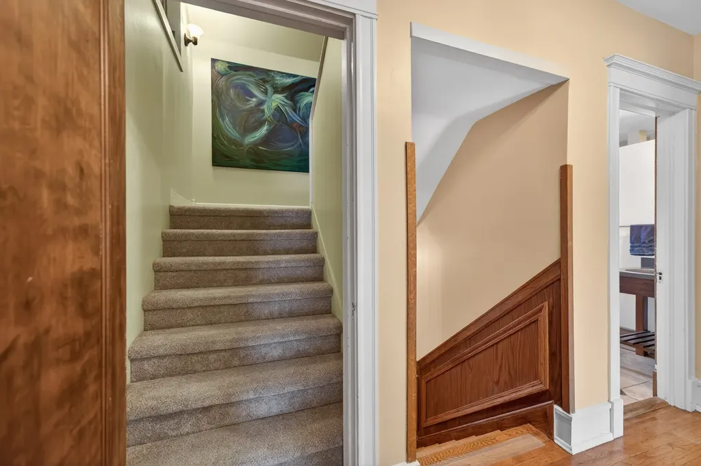 503 South Summit Avenue Villa Park IL 60181
