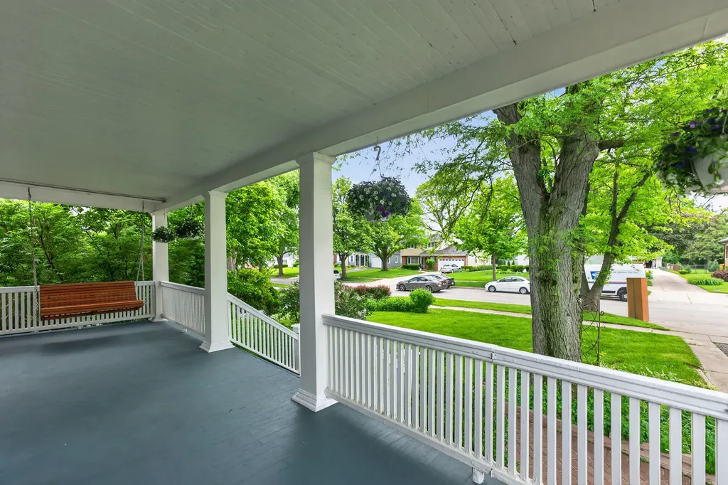 503 South Summit Avenue Villa Park IL 60181