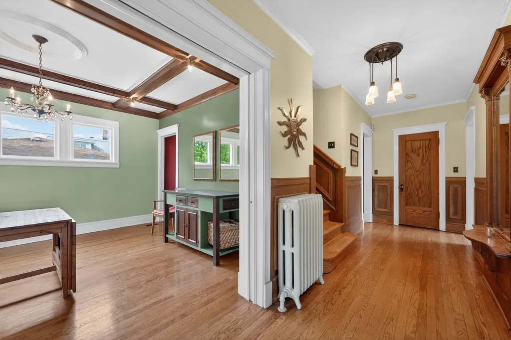 503 South Summit Avenue Villa Park IL 60181