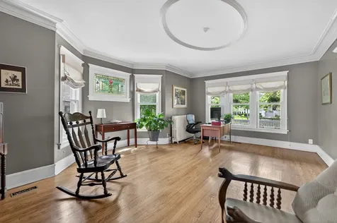 503 South Summit Avenue Villa Park IL 60181