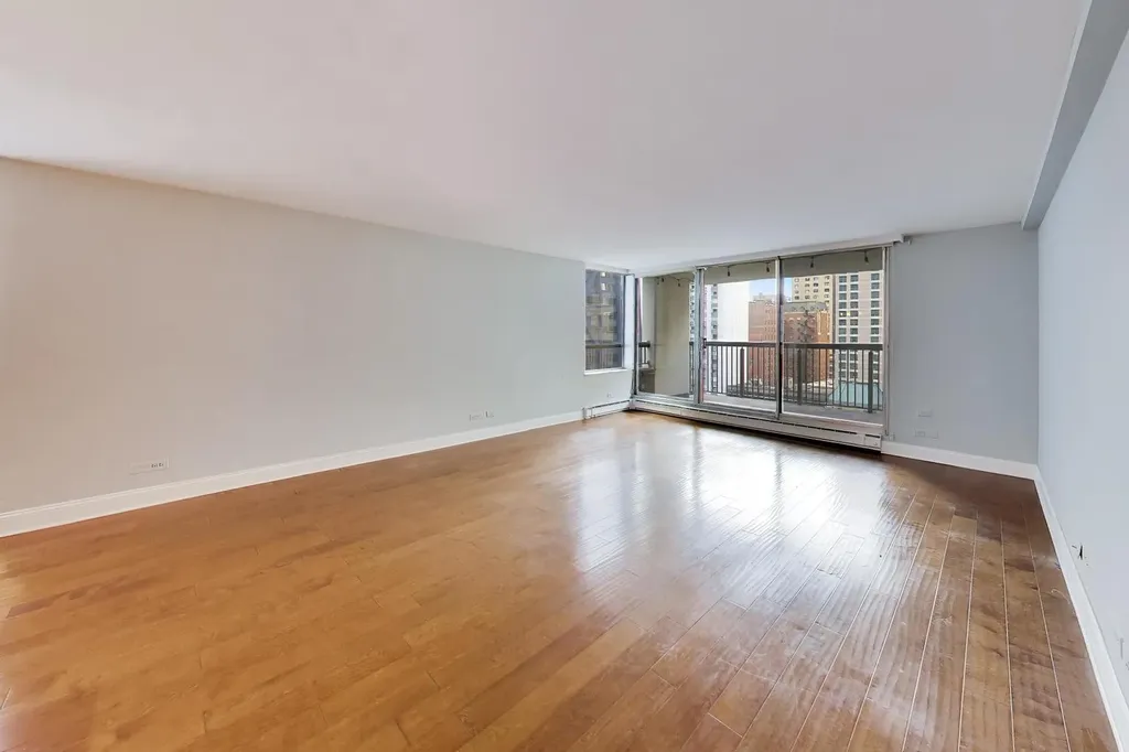 201 East Chestnut Street Chicago IL 60611
