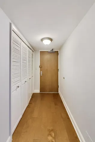 201 East Chestnut Street Chicago IL 60611