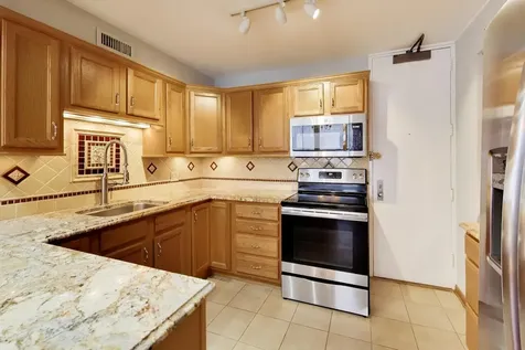 201 East Chestnut Street Chicago IL 60611