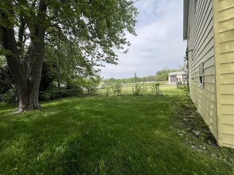 529 North 2nd Street Watseka IL 60970