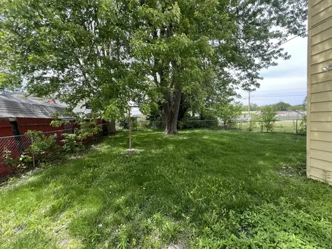 529 North 2nd Street Watseka IL 60970