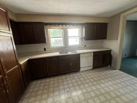 529 North 2nd Street Watseka IL 60970