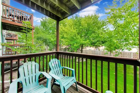 148 Meredith Lane Streamwood IL 60107