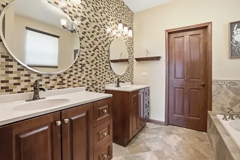 1044 Sycamore Street Beecher IL 60401