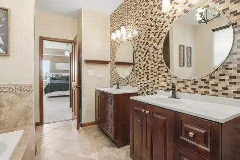 1044 Sycamore Street Beecher IL 60401