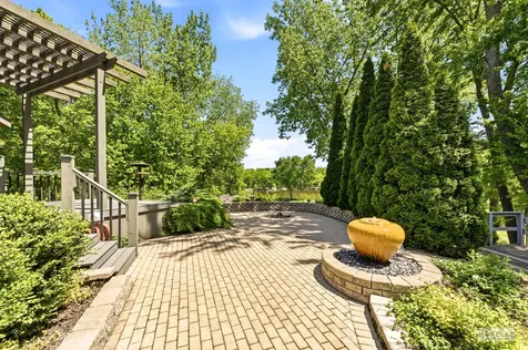 123 Belle Rive Drive Millington IL 60537