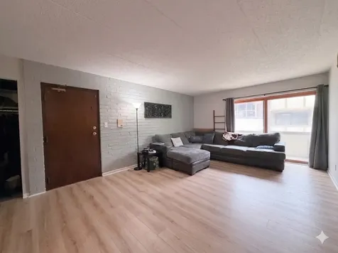 435 Cavalier Court West Dundee IL 60118