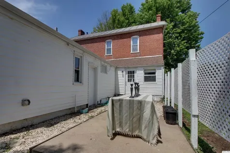 2814 Hampshire Street Quincy IL 62301