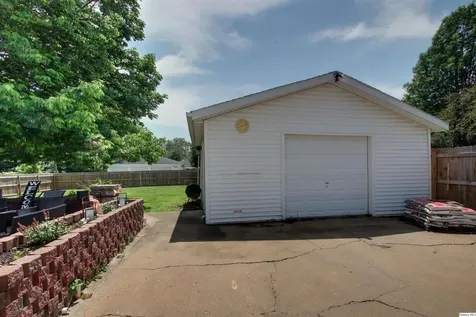 2814 Hampshire Street Quincy IL 62301
