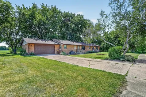 2140 Davis Drive Belvidere IL 61008