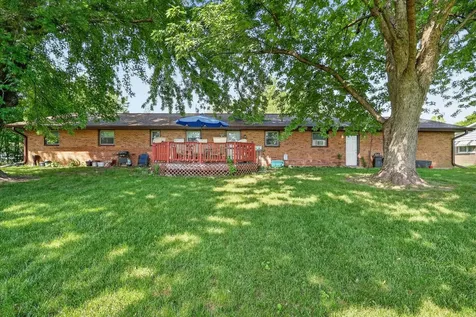 2140 Davis Drive Belvidere IL 61008