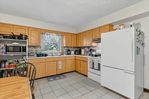 2140 Davis Drive Belvidere IL 61008