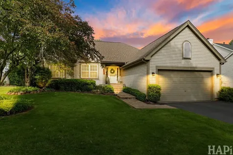 326 Garrison Circle Port Barrington IL 60010