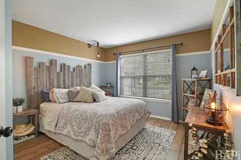 326 Garrison Circle Port Barrington IL 60010