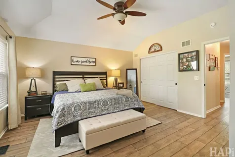 326 Garrison Circle Port Barrington IL 60010