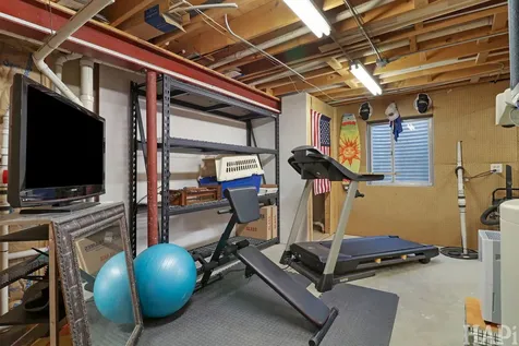 326 Garrison Circle Port Barrington IL 60010