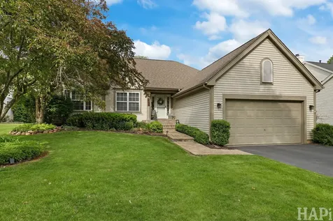 326 Garrison Circle Port Barrington IL 60010