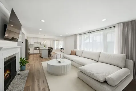 637 Hibbard Road Wilmette IL 60091