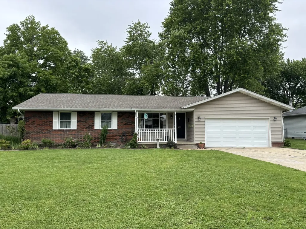 333 Northwood Lane Salem IL 62881