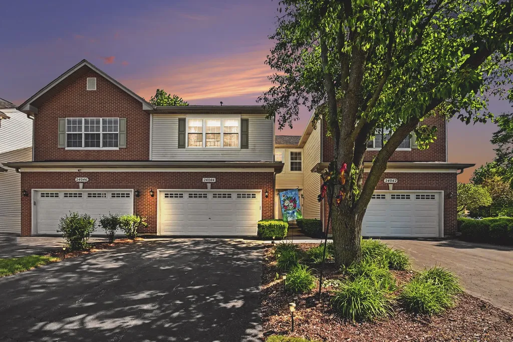 24044 Walnut Circle Plainfield IL 60585