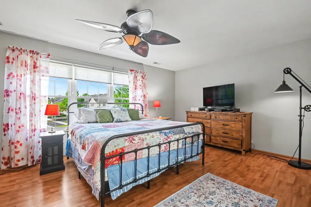 24044 Walnut Circle Plainfield IL 60585
