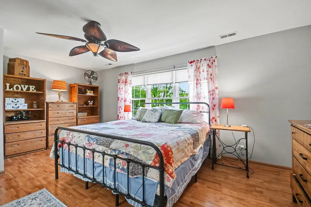 24044 Walnut Circle Plainfield IL 60585