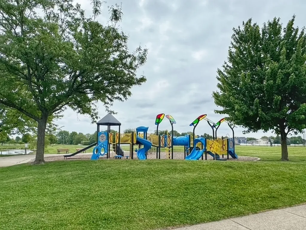 24044 Walnut Circle Plainfield IL 60585