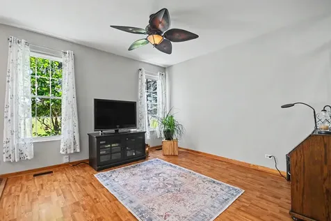 24044 Walnut Circle Plainfield IL 60585