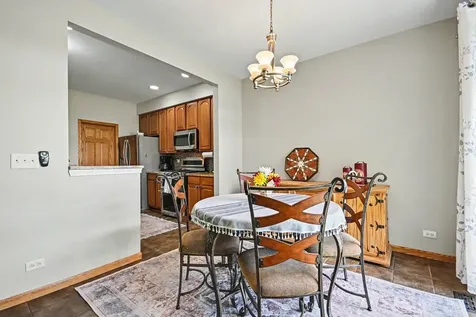 24044 Walnut Circle Plainfield IL 60585